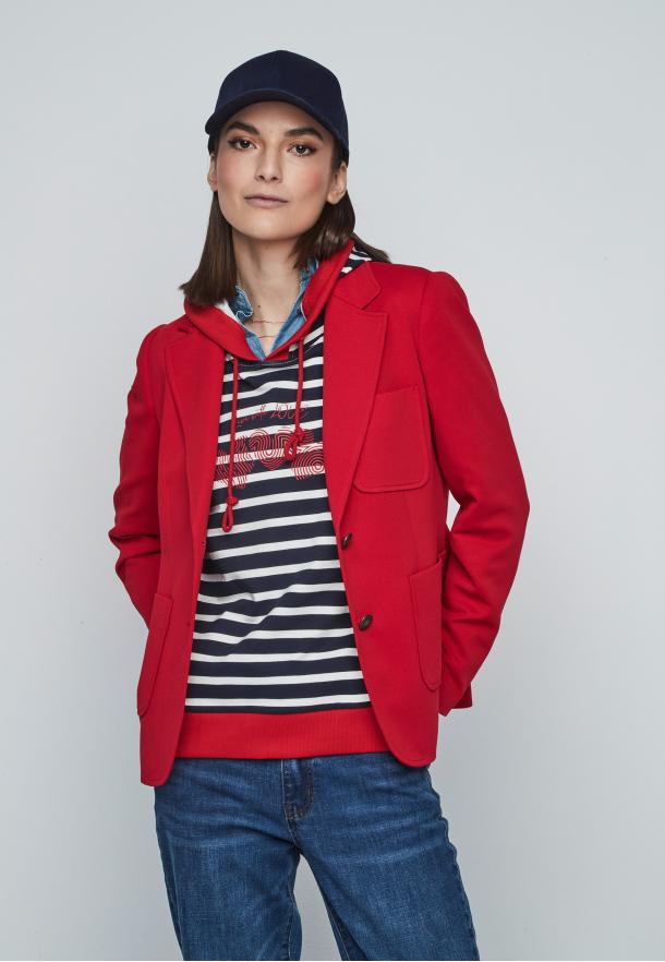 blazier básica piqué. bolsillos plastón ROJO