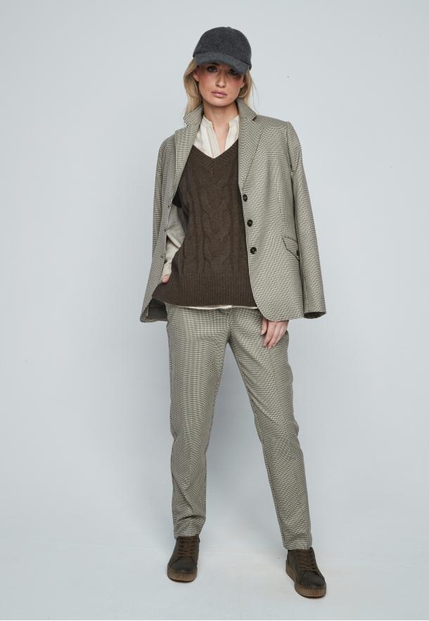 Pantalón micropata de gallo.Traje KAKI