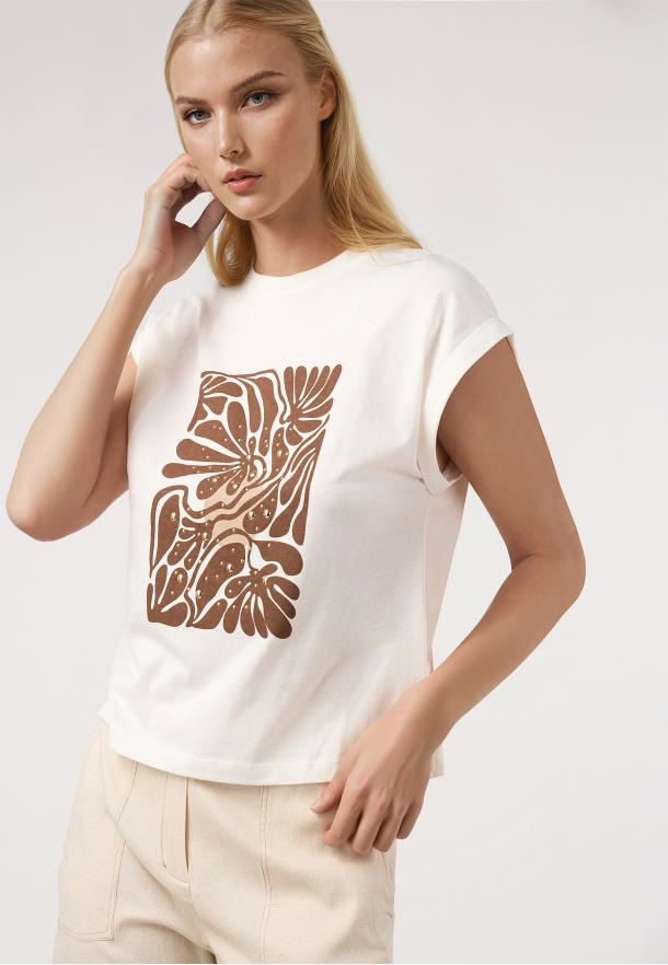 Camiseta flor tachas CRUDO