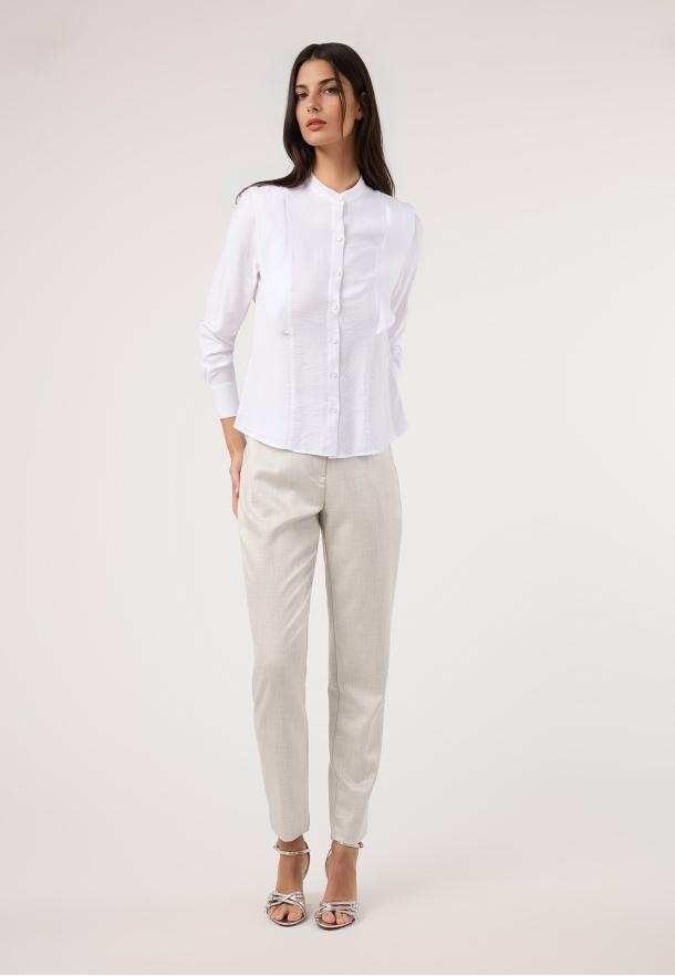 Pantalón textura brillo.Traje GRIS