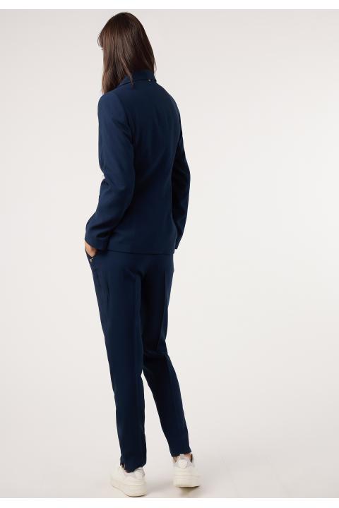 Pantalón contrastes. Traje AZUL MARINO