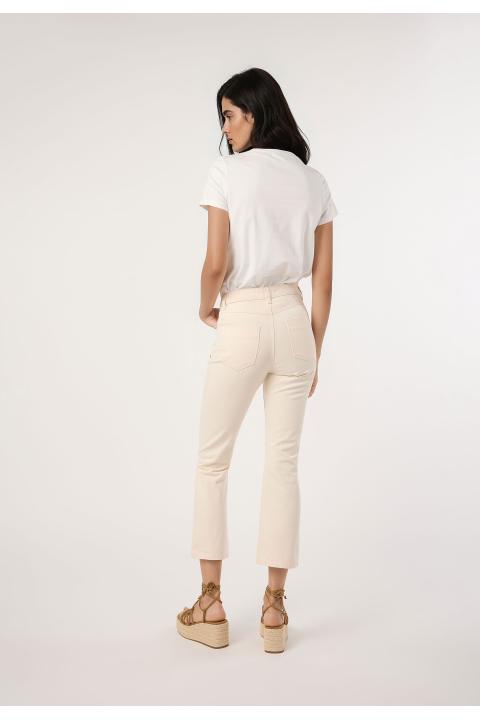 Pantalón crop detalle CRUDO