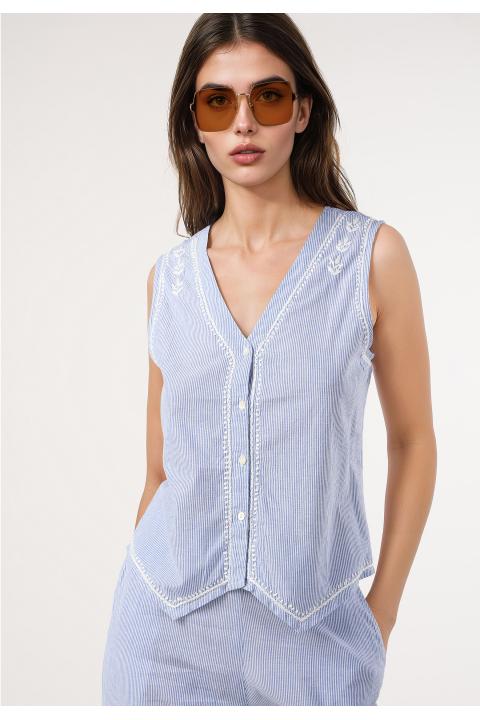 Chaleco raya con bordado AZUL