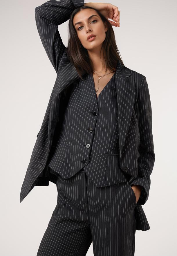 Blazer rayas.Traje NEGRO