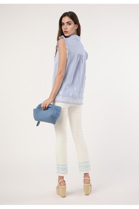 Blusa raya con bordado AZUL