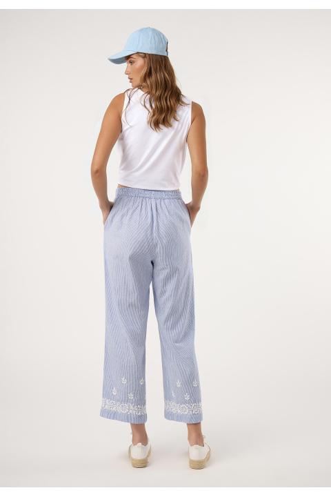 Pantalón raya con bordado AZUL