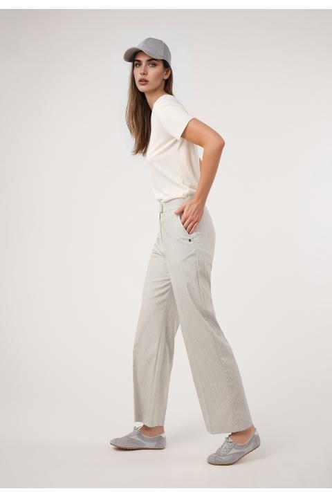 Pantalón rayas. Conjunto GRIS